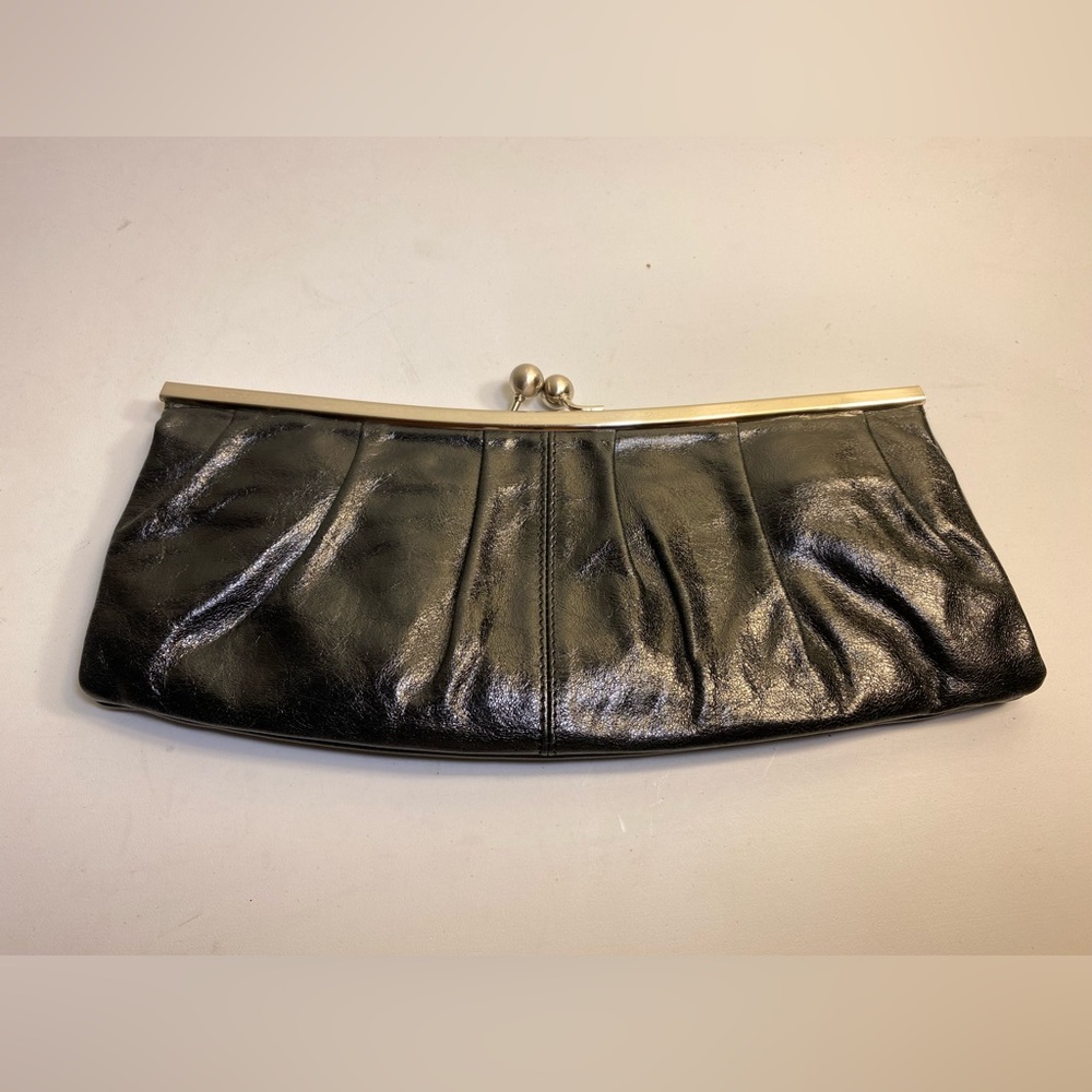 HOBO International Clutch 🔥Final Price🔥 - Picture 2 of 9